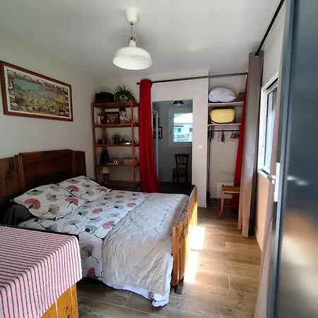 Le Petit Nid Dans Les Bois * Castres-Gironde