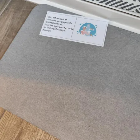 Le Petit Nid Dans Les Bois Castres-Gironde