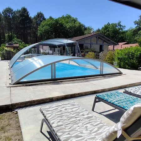 Parque de Campismo Le Petit Nid Dans Les Bois